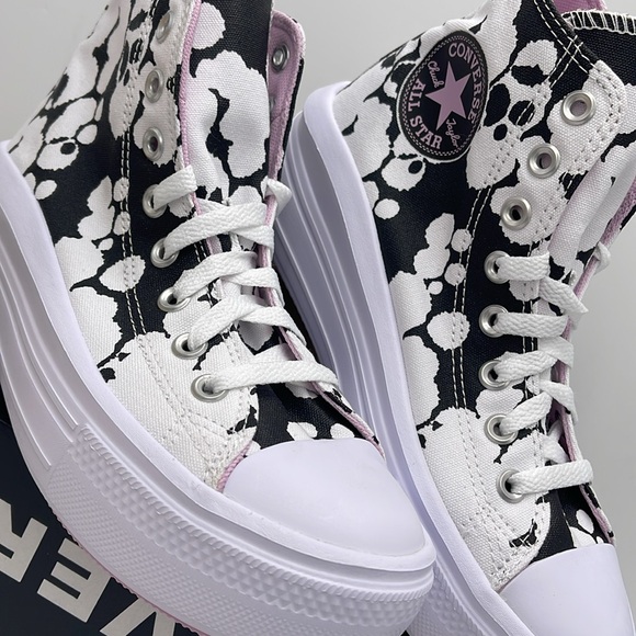 Converse WMNS CTAS MOVE HI
WHITE/BLACK/LT ARCTIC PINK A01361C Platforms Sneakers - Picture 7 of 16